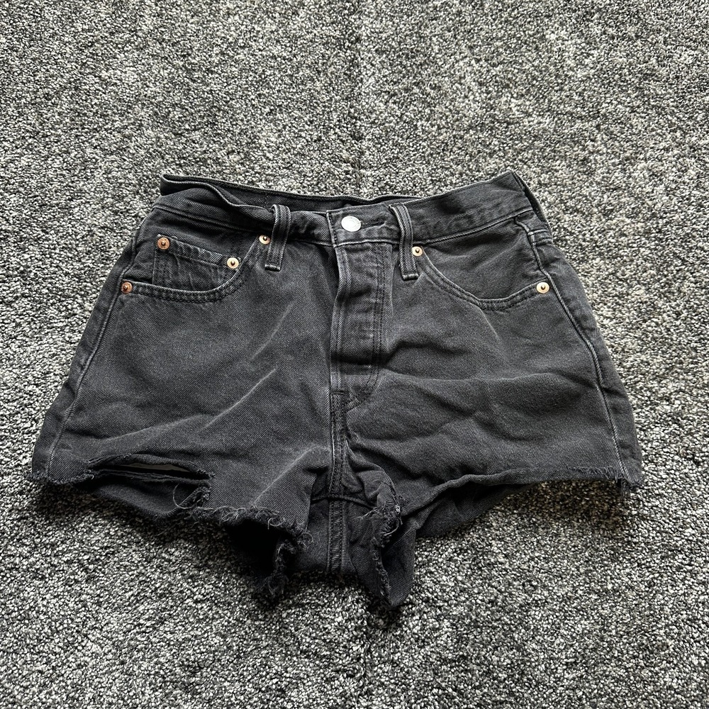 Levi's 501 Shorts Womens 25 Black Denim High Rise Button Fly Cutoff Frayed Hem